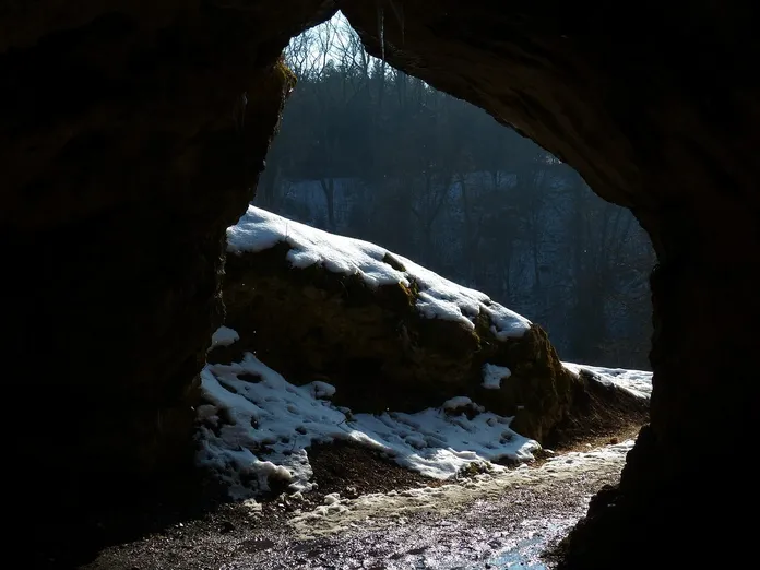 grotta-del-vento-stalattiti-la-lente-web