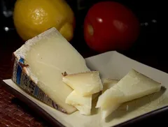 fave e pecorino